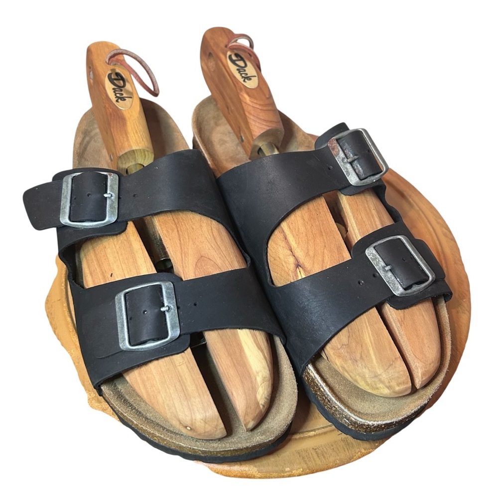 Autenti mens sandals size 45 Made in Spain Black Leather Metal‎ Buckle